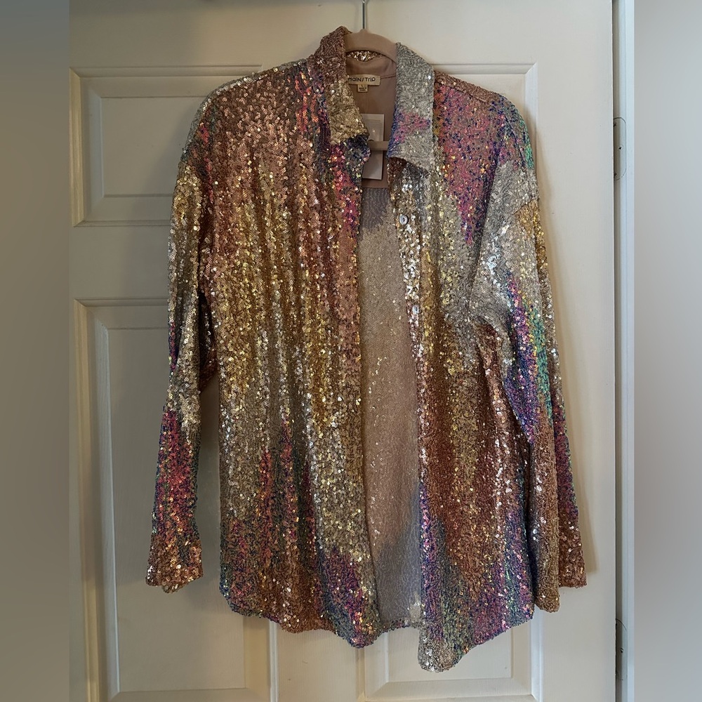 Long sleeve sequin top